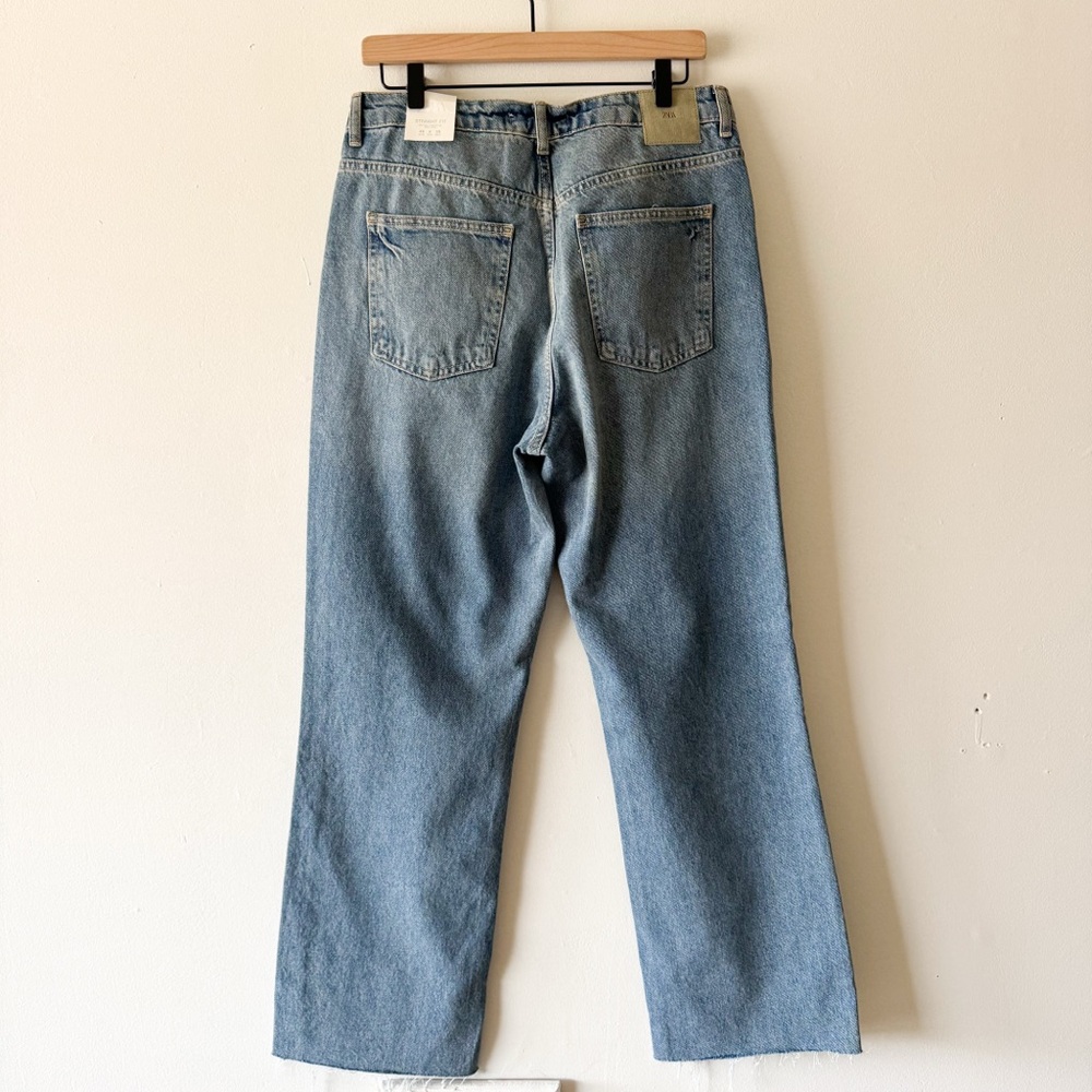 Zara Women’s Straight Fit Classic Blue Jeans with Raw‎ Hem Size 8 - Picture 7 of 10